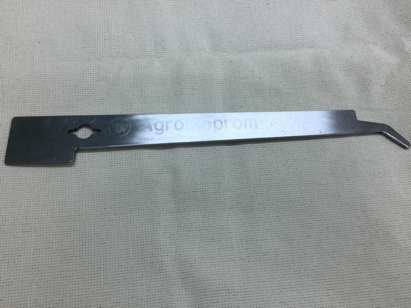 СТАМЕСКА НЕРЖАВЕЙКА КРЮК